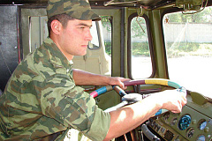 Получи профессию военного водителя в школе ДОСААФ
